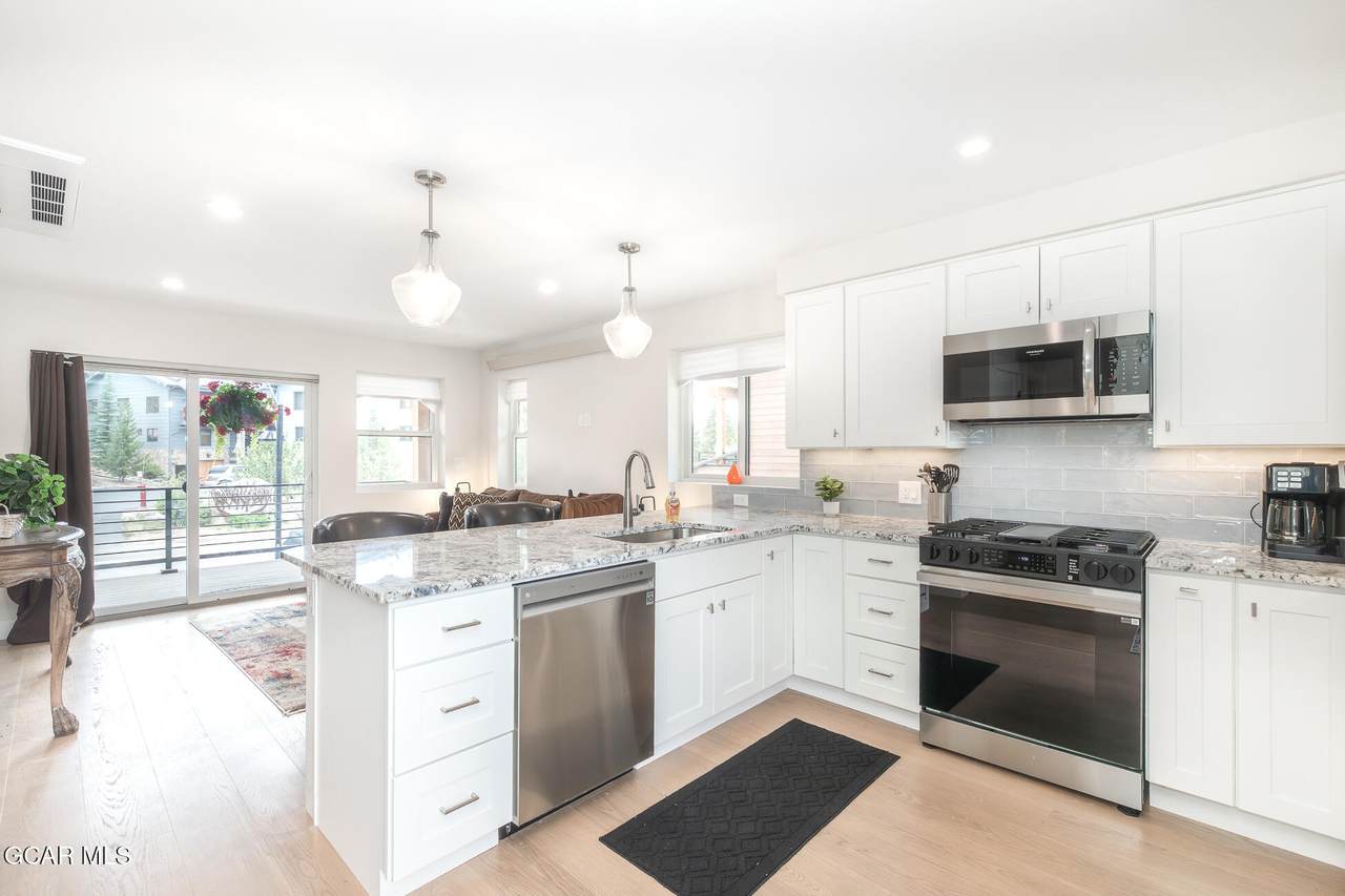 505 Grand Avenue - Photo 1