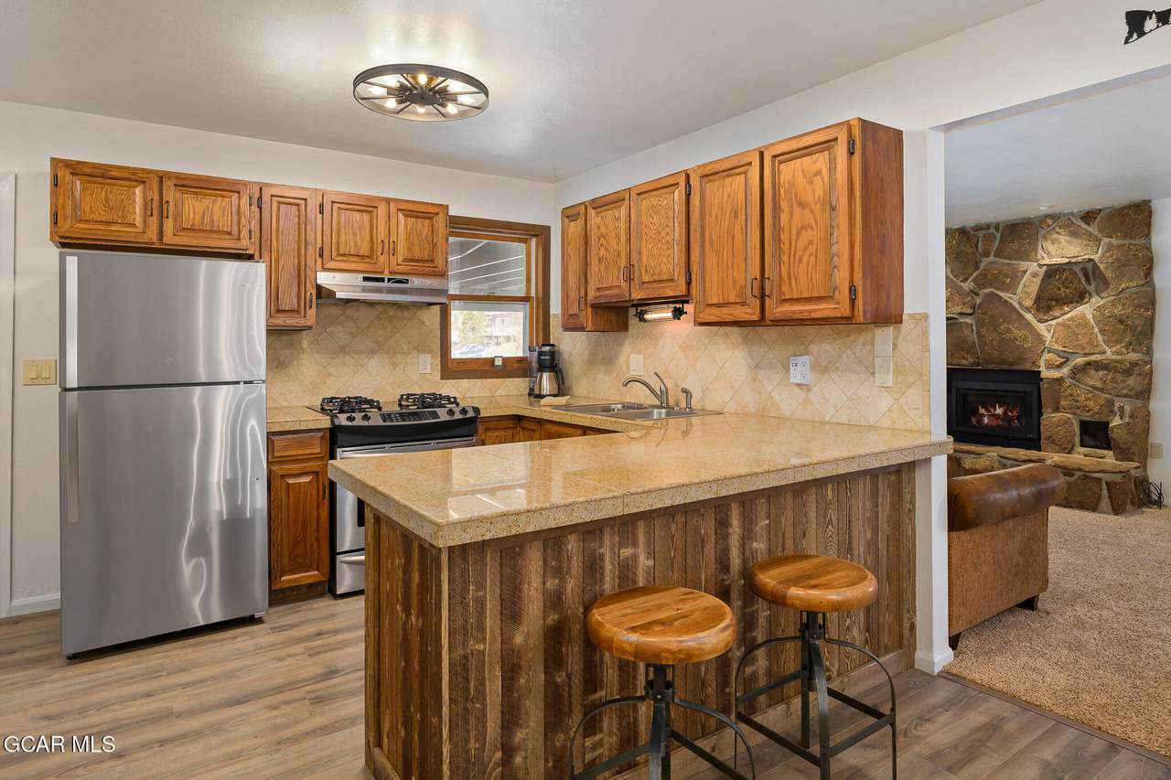306 Elk Lane - Photo 1