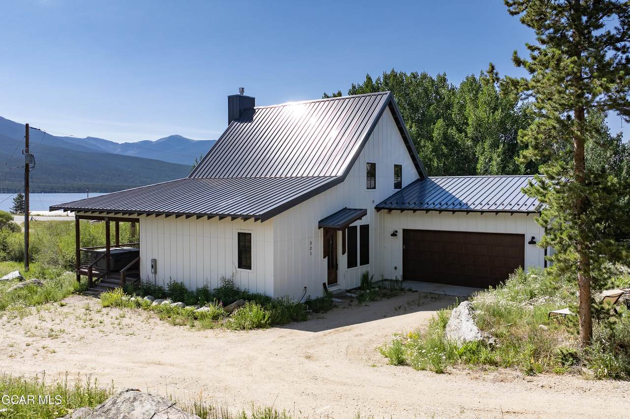 321 Co Rd 465 - Photo 1