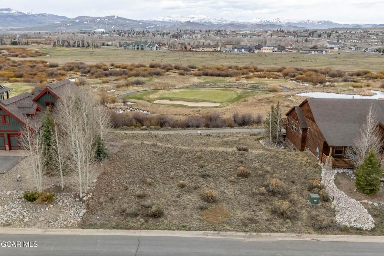 826 Saddle Ridge Circle - Photo 1