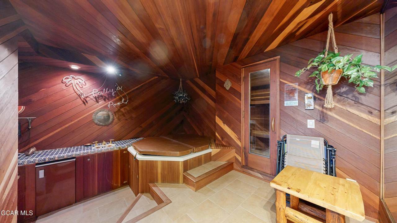https://bt-photos.global.ssl.fastly.net/grand/1280_boomver_3_25-667-2.jpg