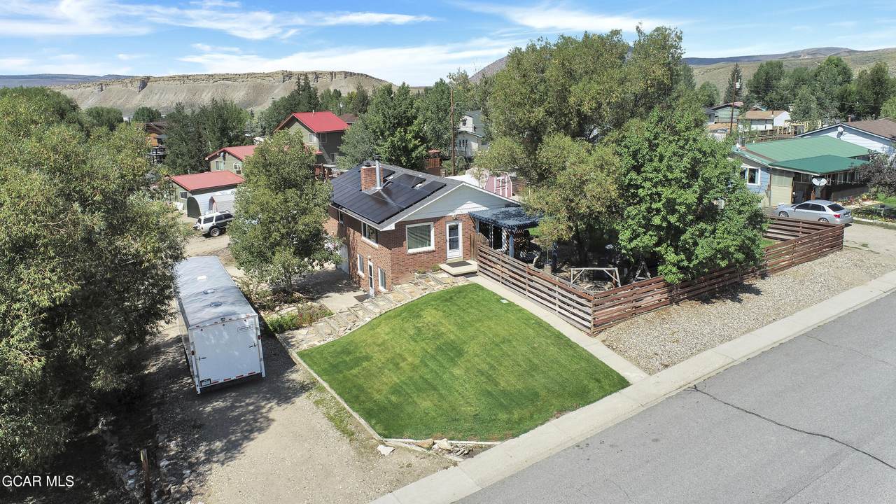 203 20TH - Photo 1
