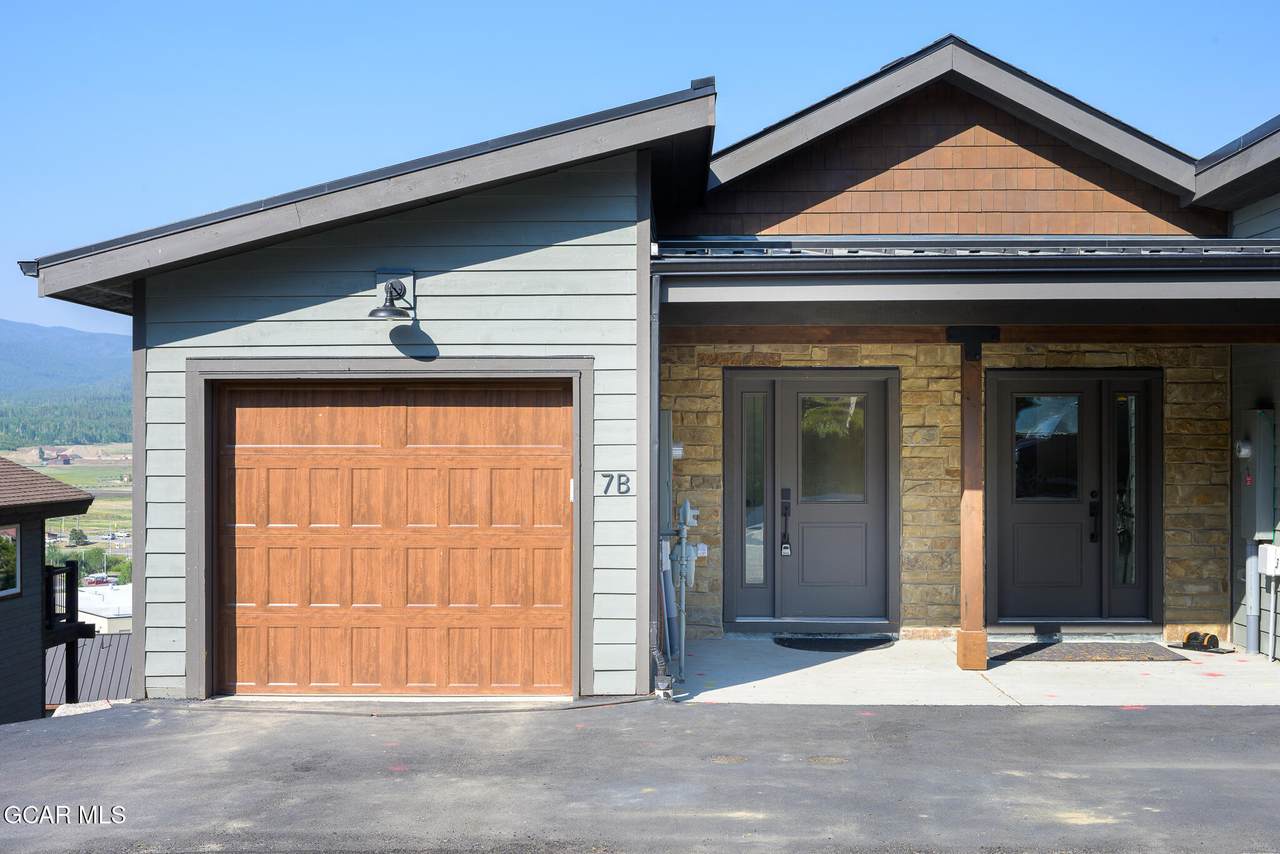 904 Wapiti Drive - Photo 1