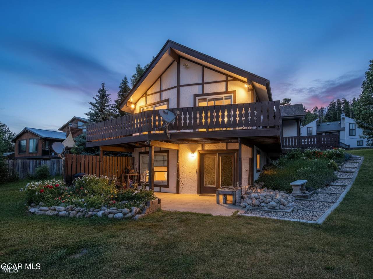 670 Wapiti Drive - Photo 1