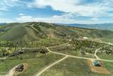 84 County Rd 884 / Aka Chamonix Street - Photo 8