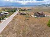 1580 Wildhorse Drive - Photo 8