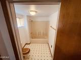 40462 U.S. 40 - Photo 26