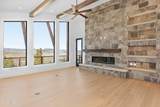 740 Pawnee Lane - Photo 8