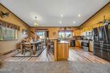 305 Moffat Avenue - Photo 10