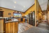 305 Moffat Avenue - Photo 7