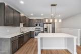 15 Explorers Avenue - Photo 1
