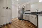 925 Jackson Avenue - Photo 8