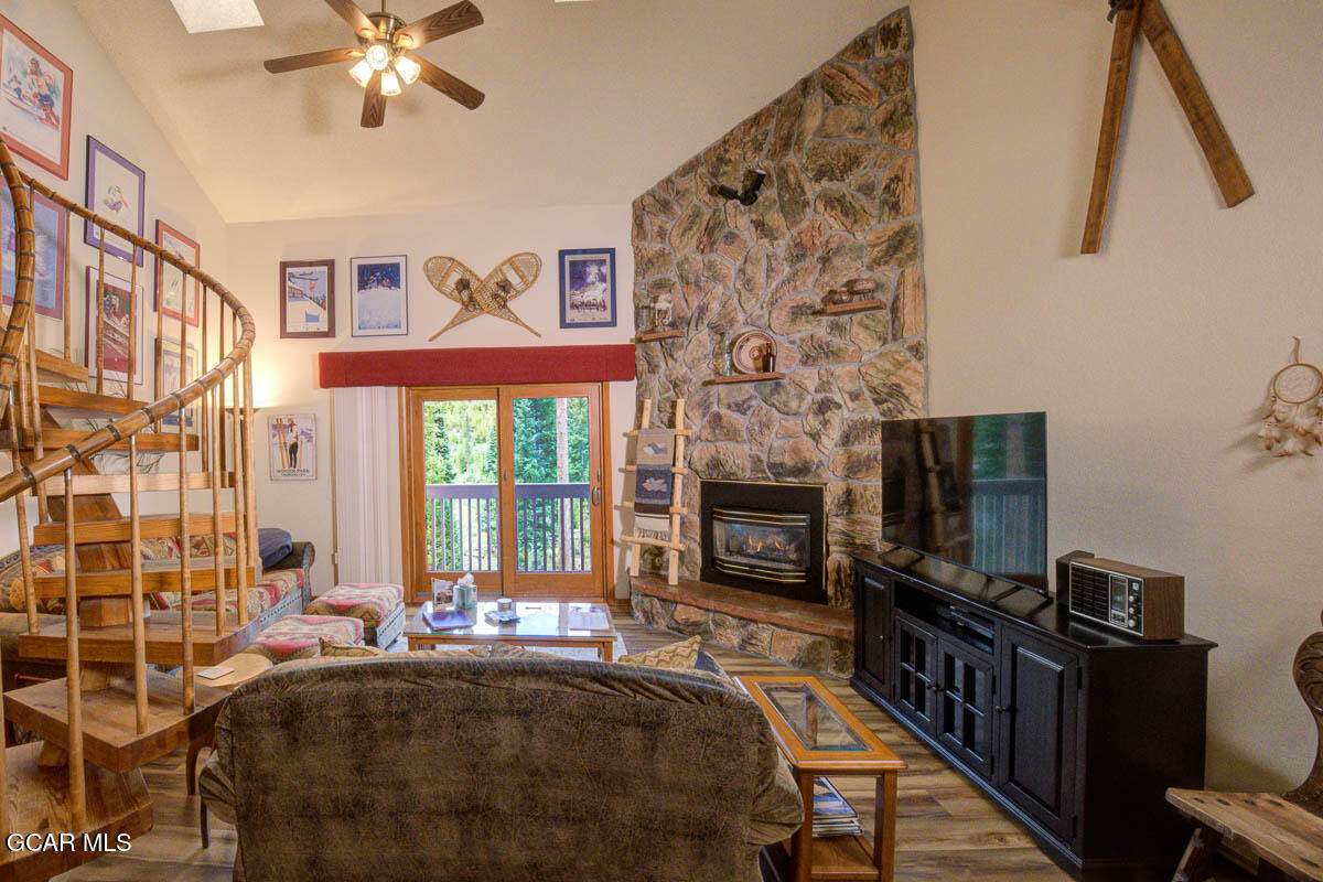 30 Viking Drive - Photo 1
