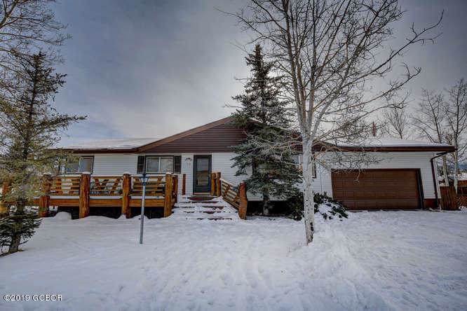 716 8th Street - Photo 1