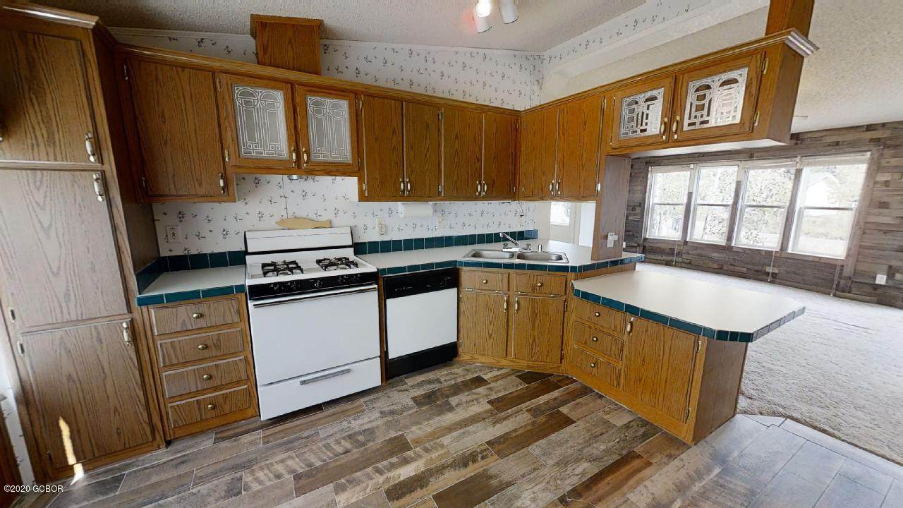 619 Shadow Mountain Drive - Photo 1