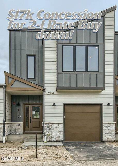 1503 James Drive - Photo 1