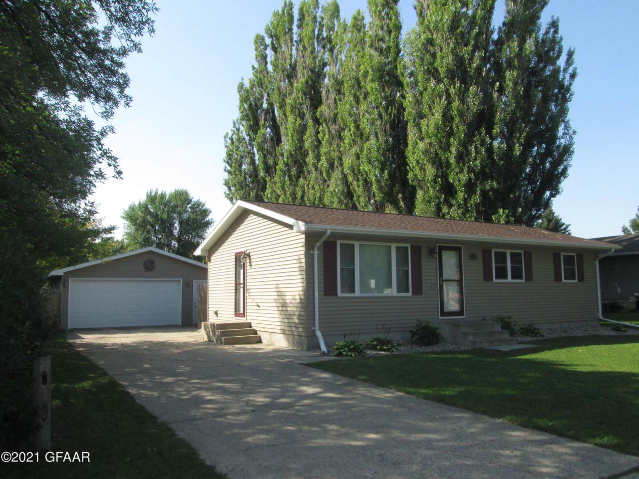 1105 28TH Avenue - Photo 1