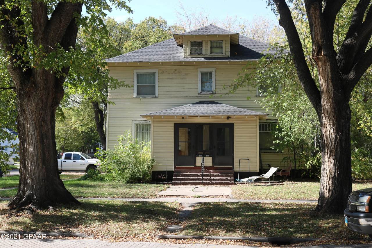 122 Walnut Street - Photo 1
