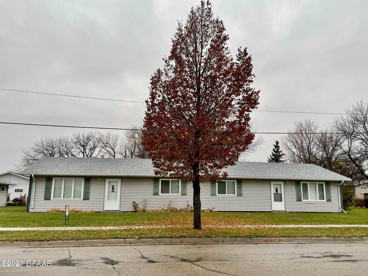 1001/1003 Barrette Street - Photo 1