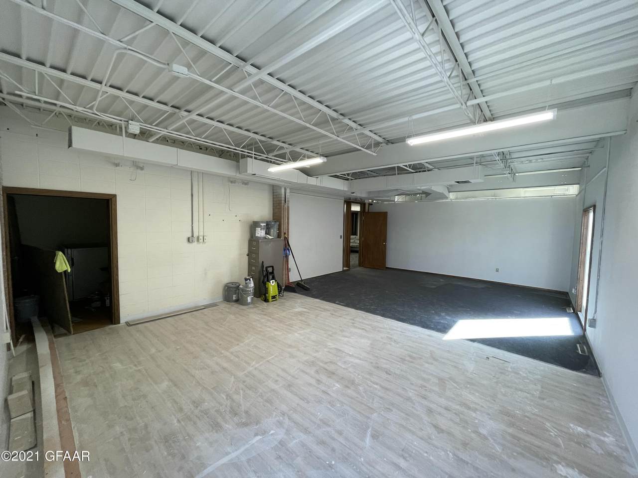 1913 Washington Street - Photo 1