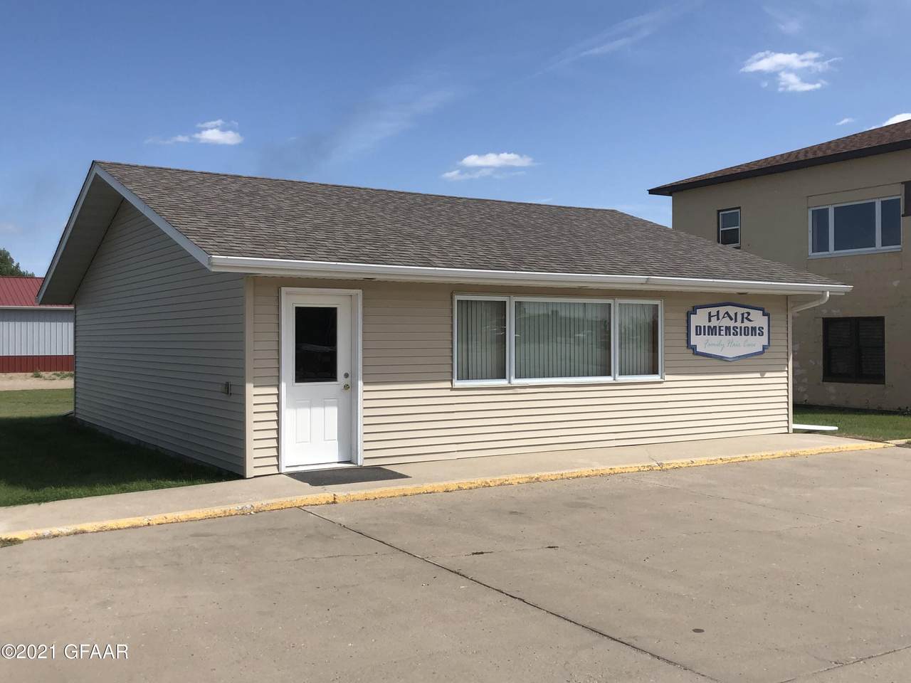 858 12TH Street - Photo 1