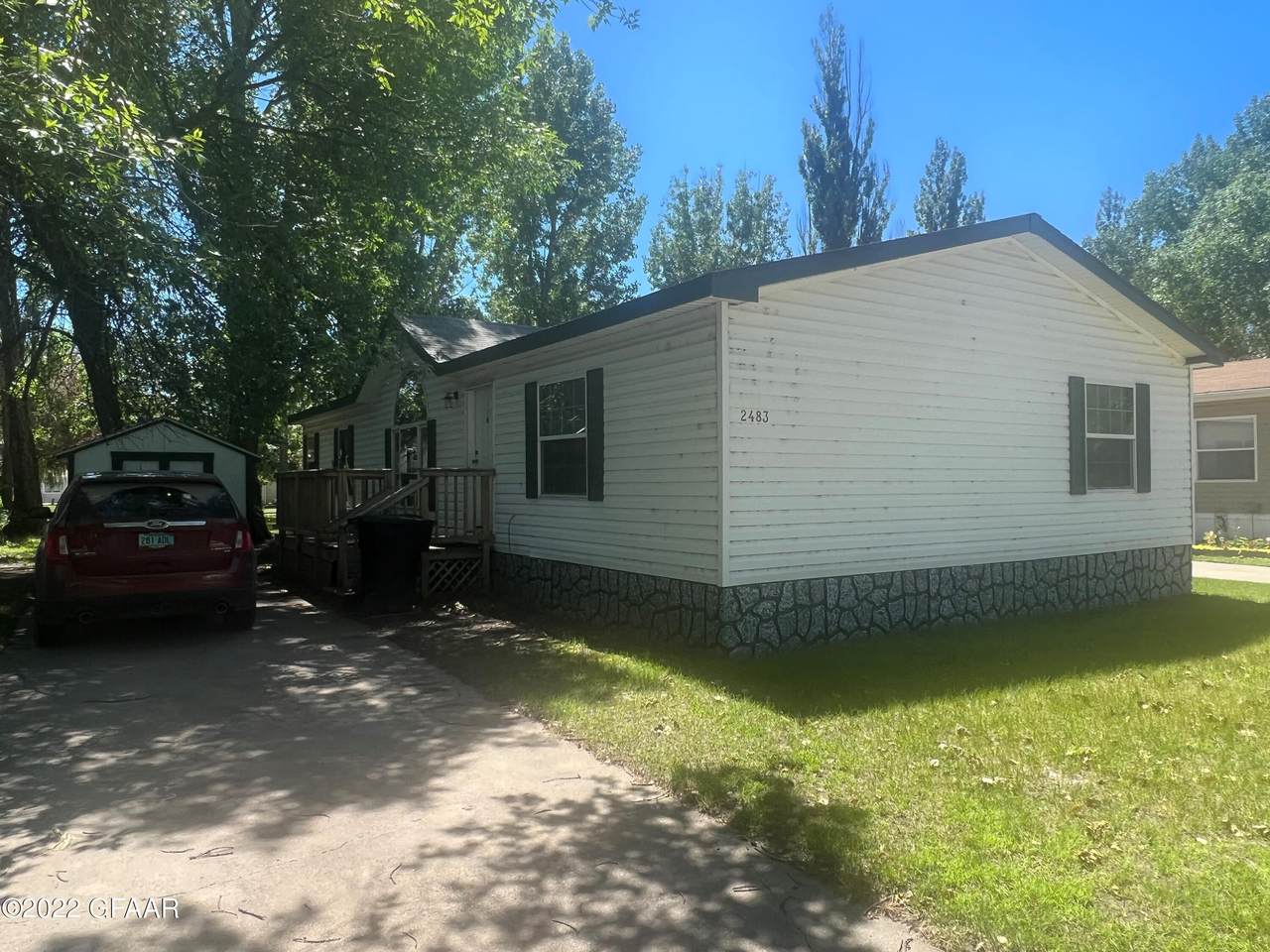2483 Lawndale - Photo 1