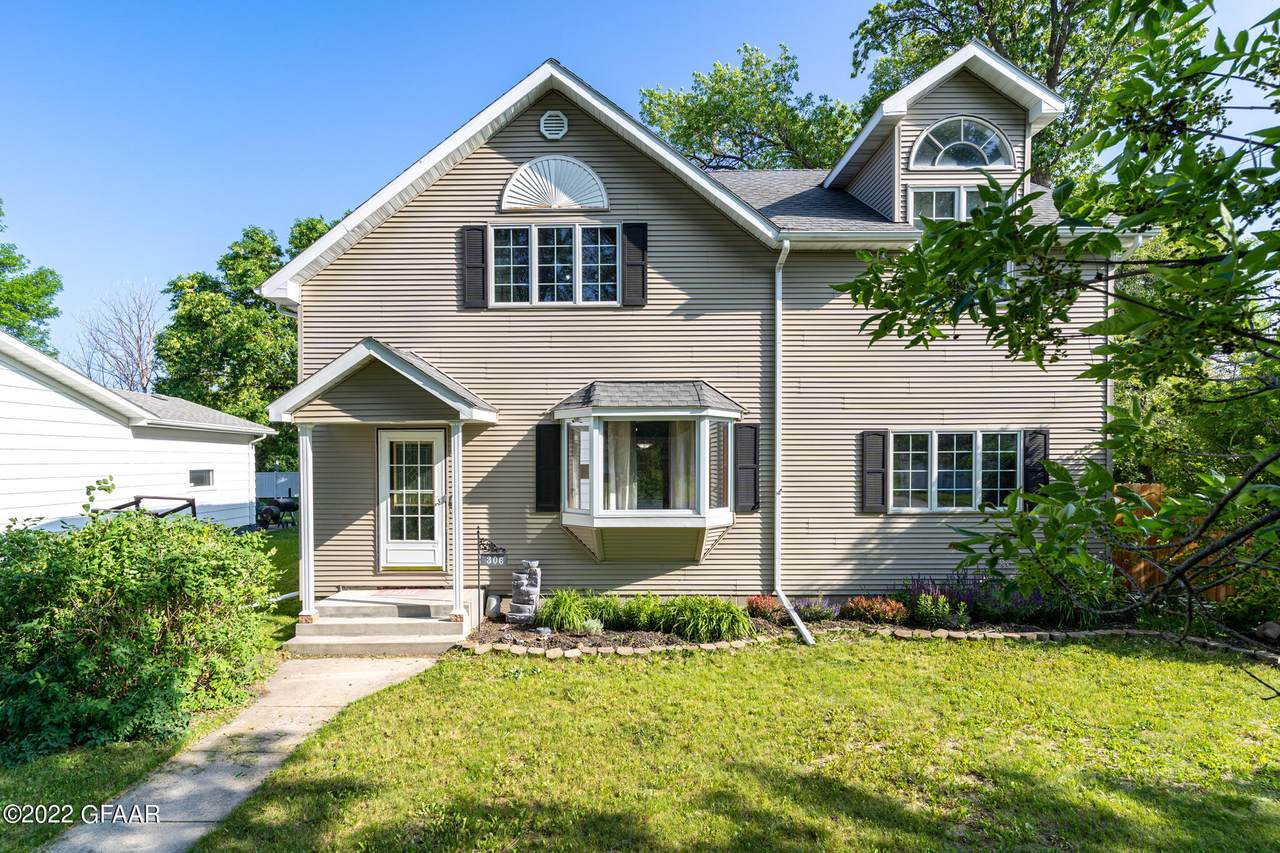 306 Fletcher Avenue - Photo 1