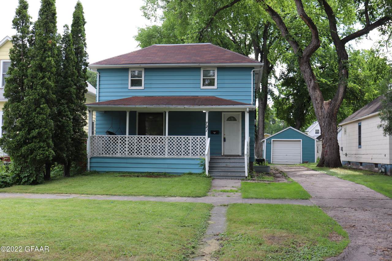 721 Walnut Street - Photo 1