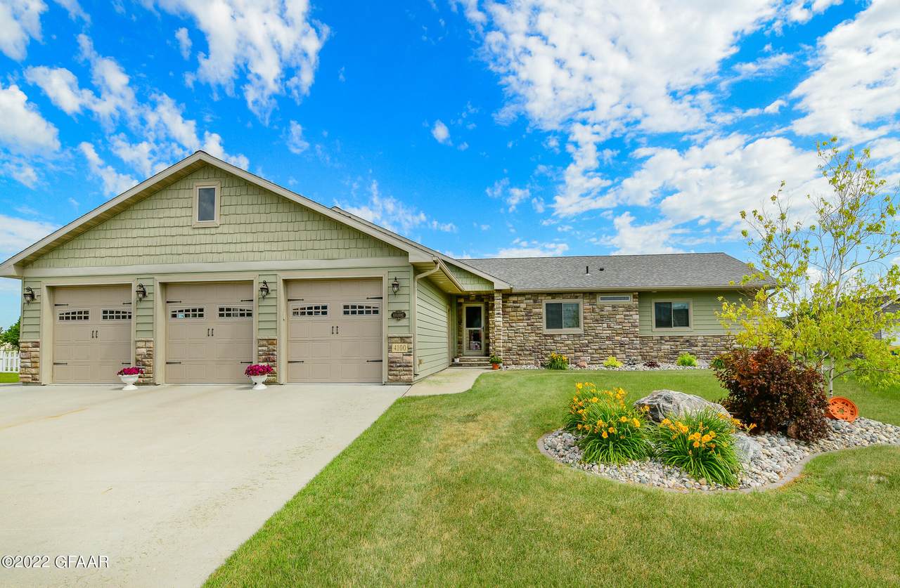4100 Sun Circle - Photo 1
