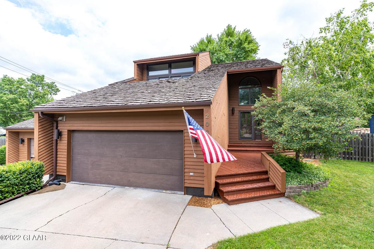 203 Circle Hills Drive - Photo 1