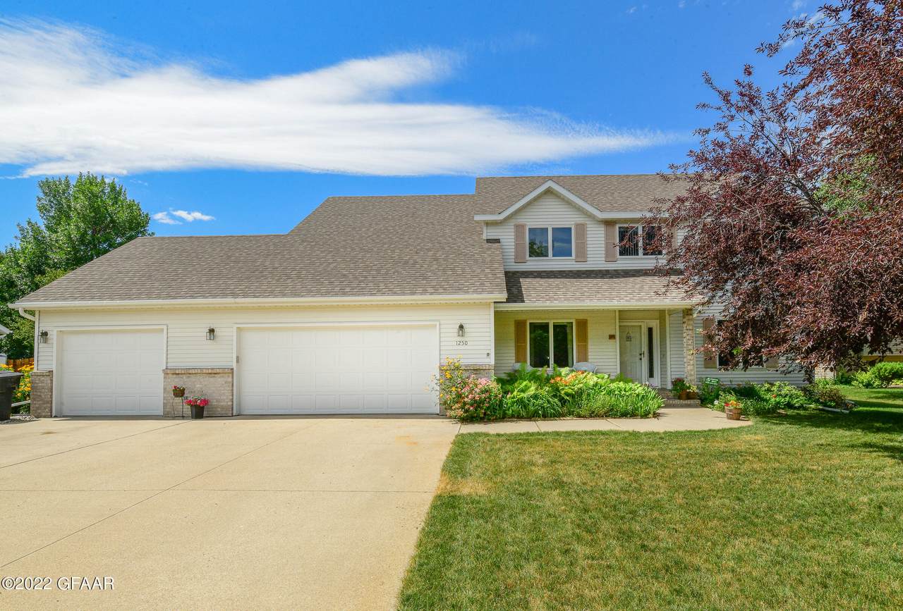 1250 Burbank Circle - Photo 1