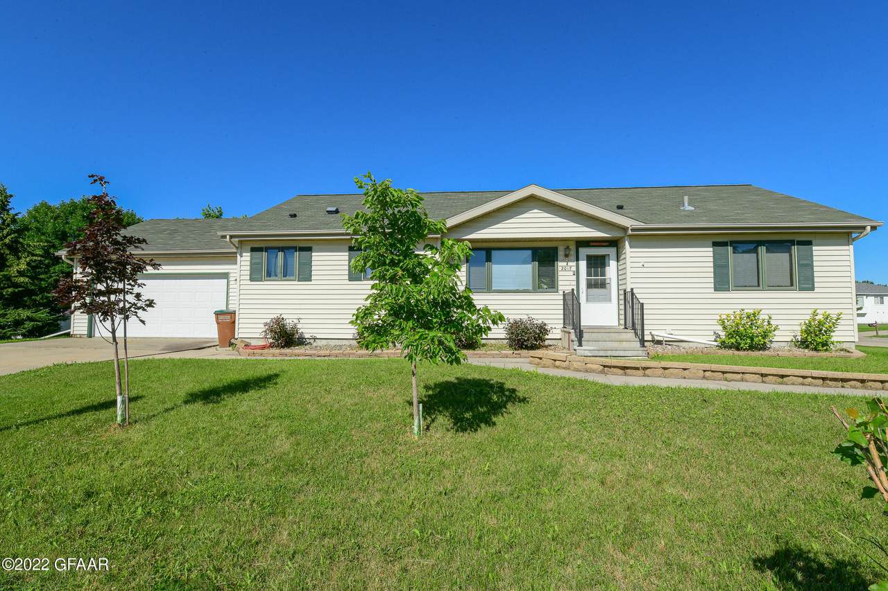 2017 3RD Avenue - Photo 1