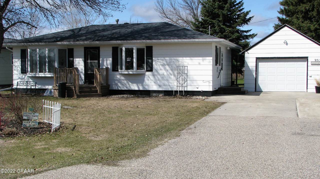 9515 11TH Avenue - Photo 1