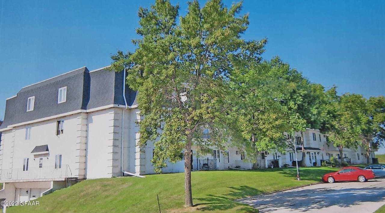 815 Duke Drive - Photo 1