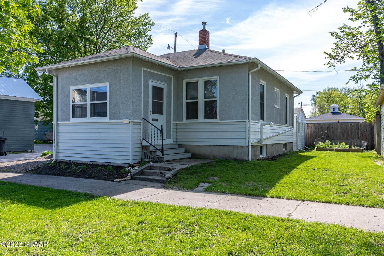 415 Minnesota Avenue - Photo 1