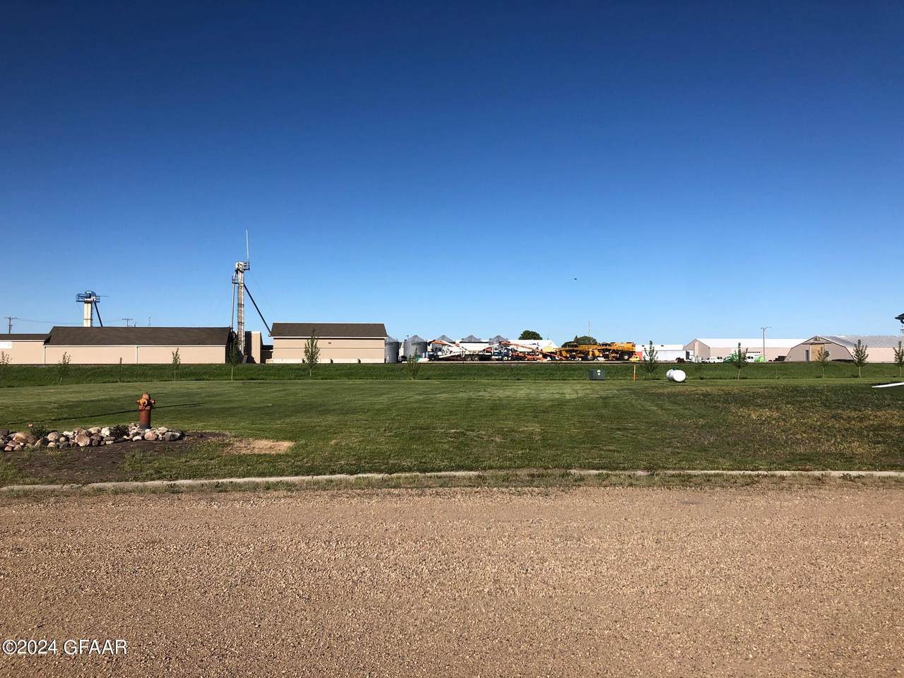 645 Parkway Lane - Photo 1