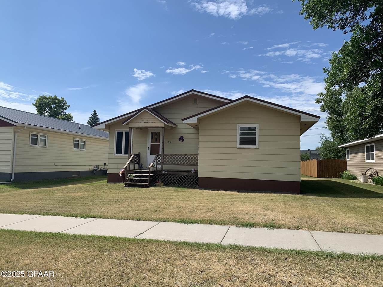 https://bt-photos.global.ssl.fastly.net/grandforks/1280_boomver_1_25-1007-2.jpg