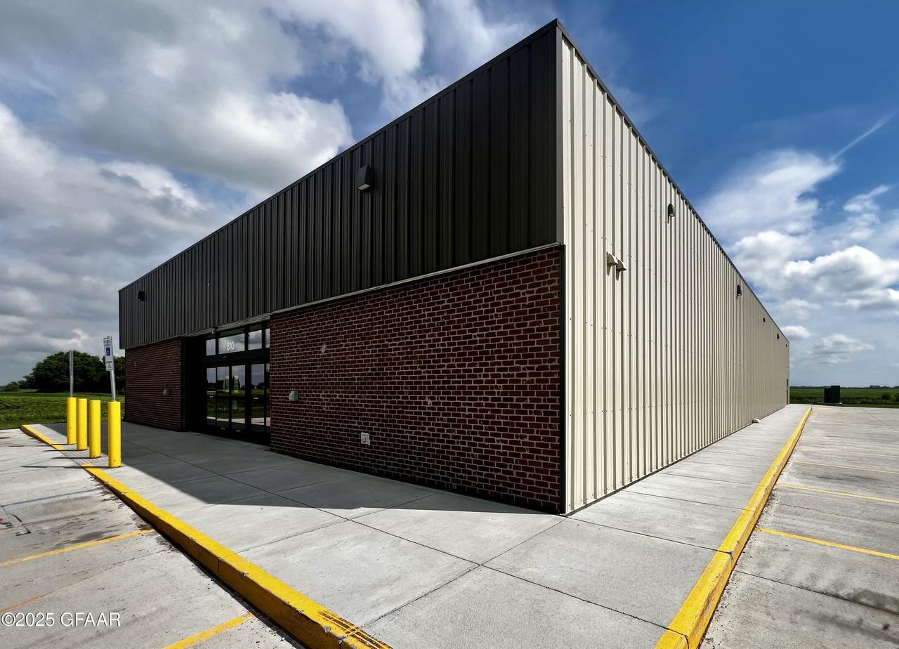 https://bt-photos.global.ssl.fastly.net/grandforks/1280_boomver_1_25-1034-2.jpg