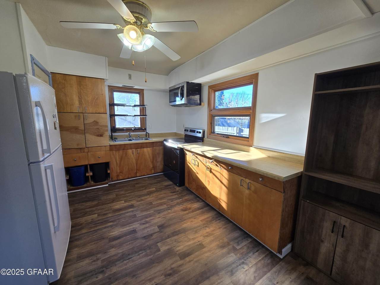https://bt-photos.global.ssl.fastly.net/grandforks/1280_boomver_1_25-1100-2.jpg