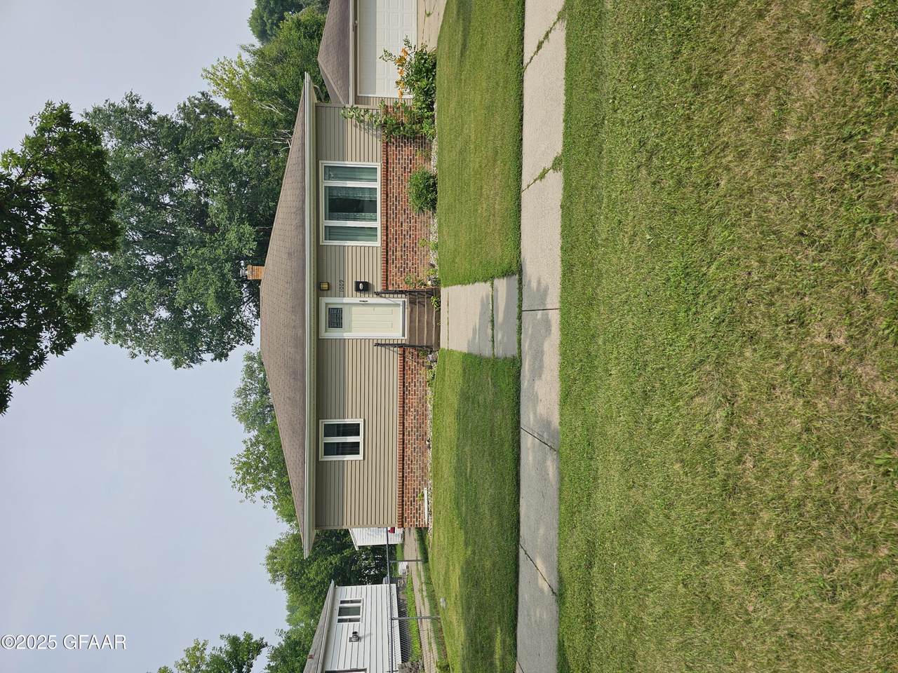 1009 S 11Th Street - Photo 1