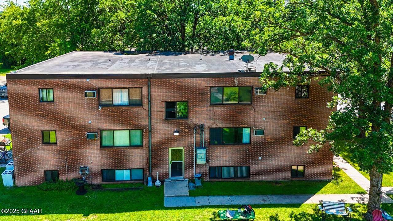 506 3RD Avenue - Photo 1