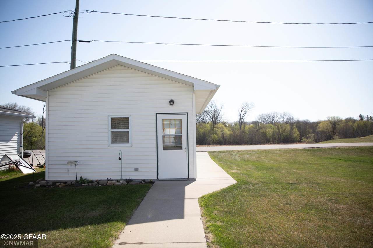 https://bt-photos.global.ssl.fastly.net/grandforks/1280_boomver_1_25-1145-2.jpg