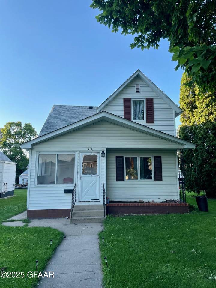 412 Stuart Avenue - Photo 1