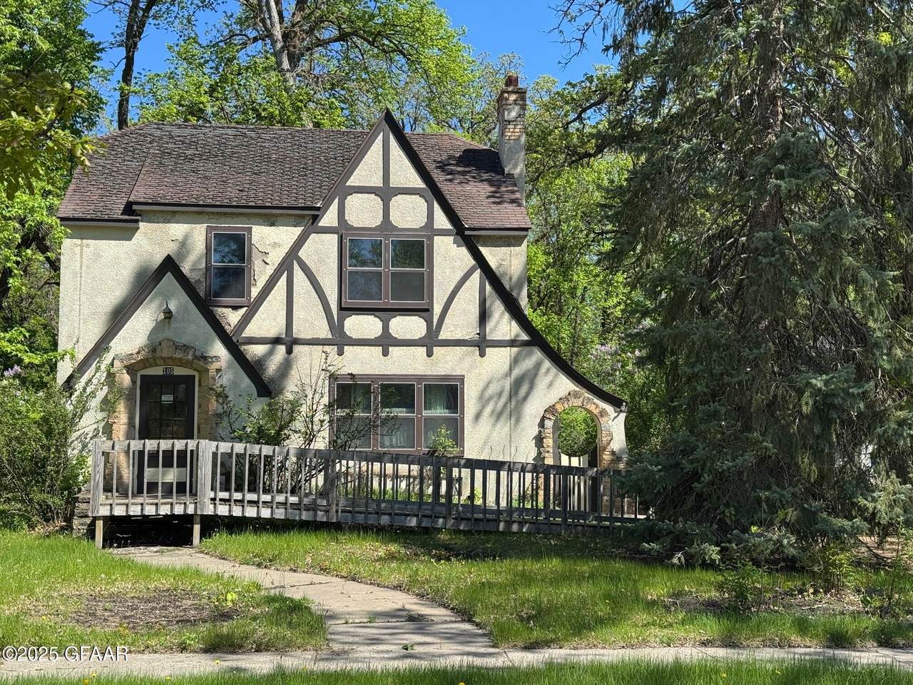 104 Park Street - Photo 1