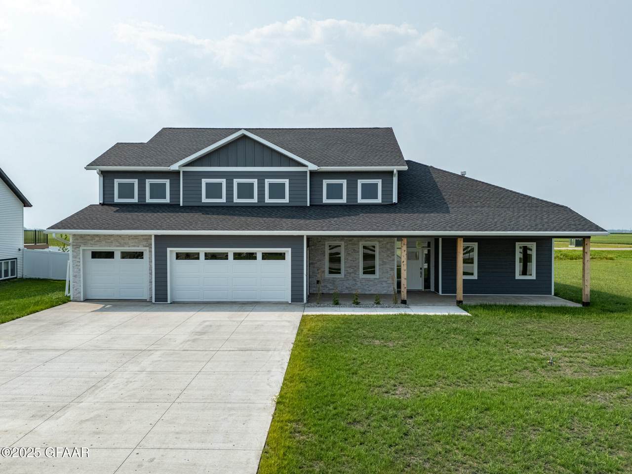 6046 W Prairiewood Dr - Photo 1