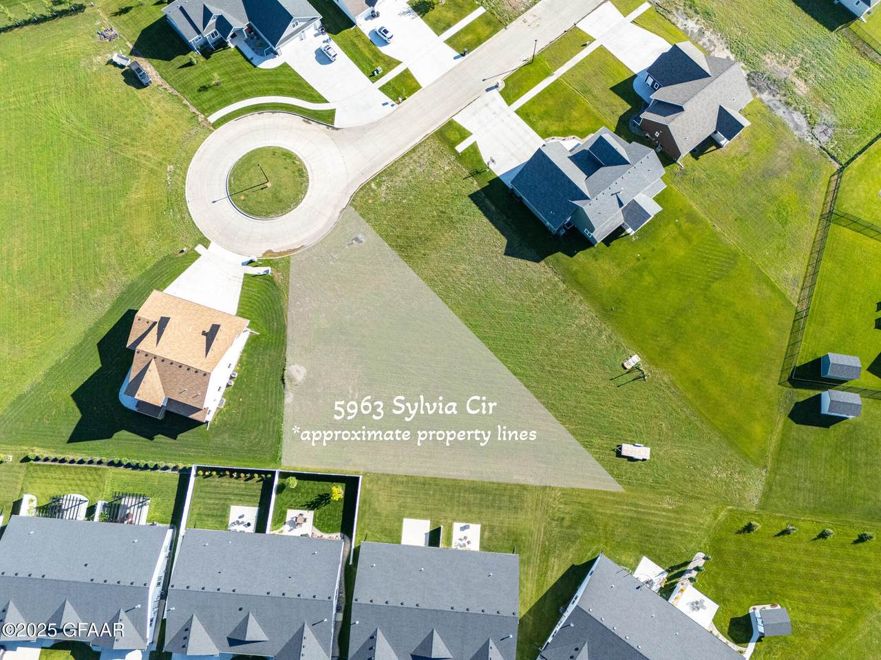 5963 Sylvia Circle - Photo 1