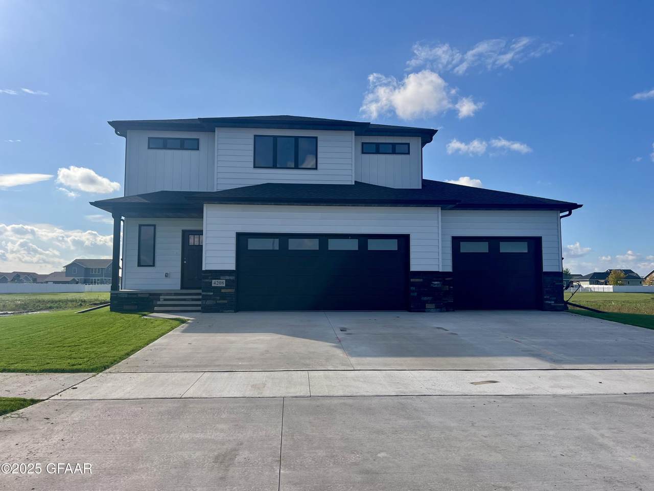 4208 S 30Th St - Photo 1