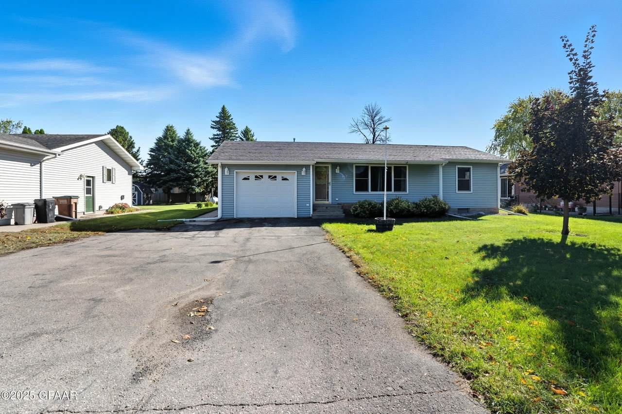 417 Prospect Avenue - Photo 1