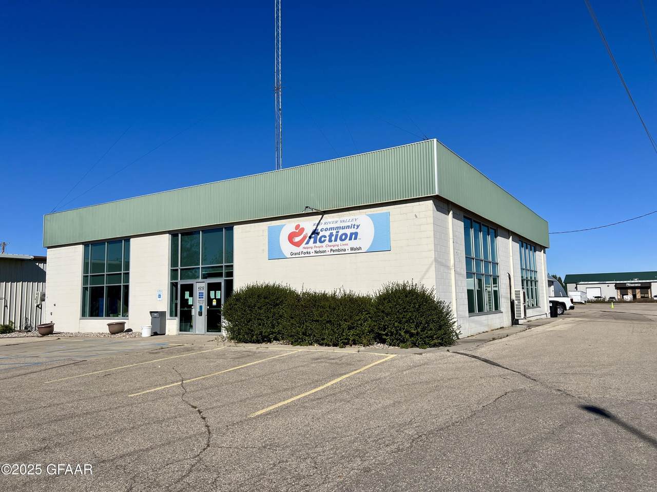 4212 Gateway Drive - Photo 1