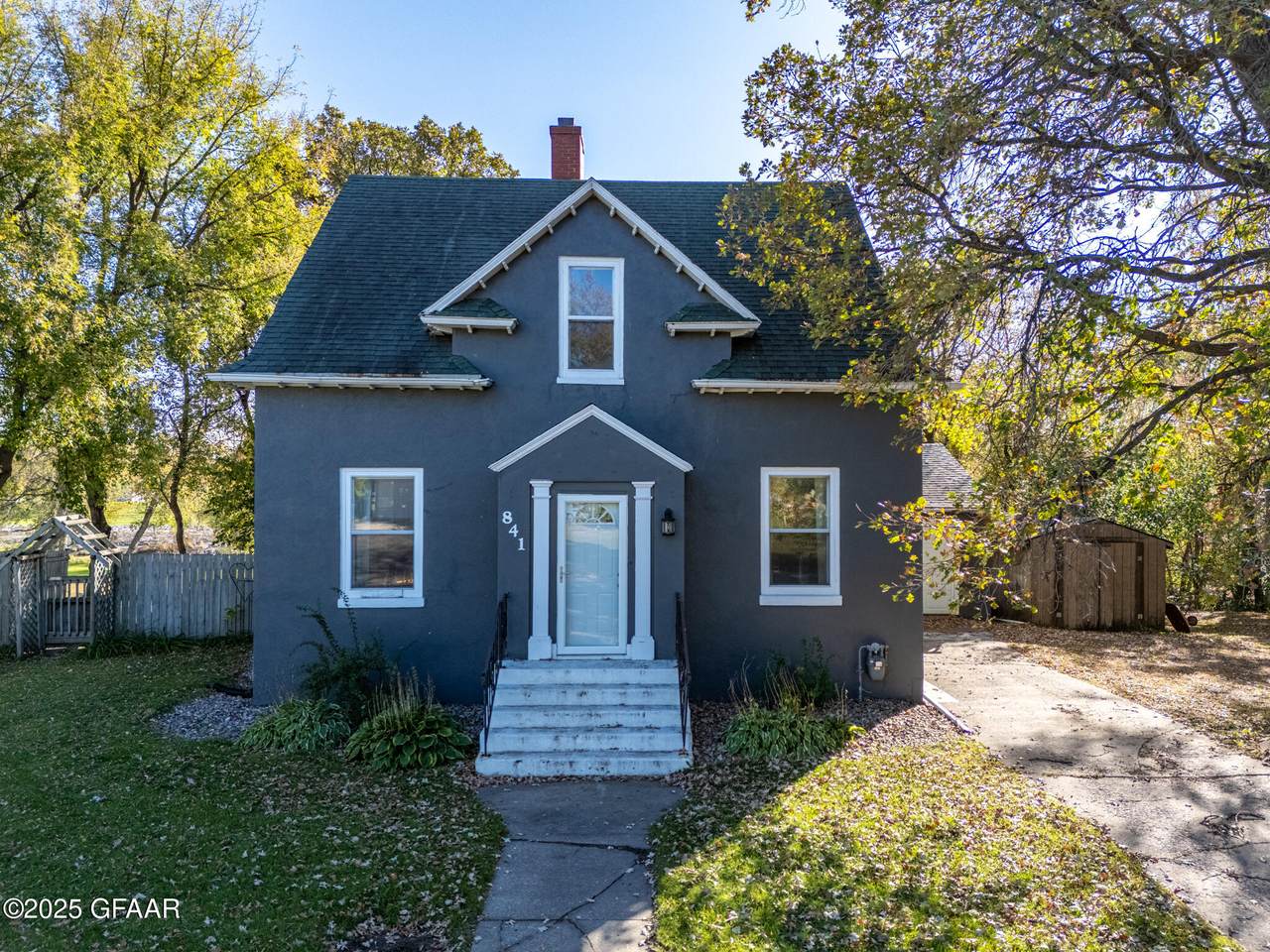 841 Groveland Avenue - Photo 1